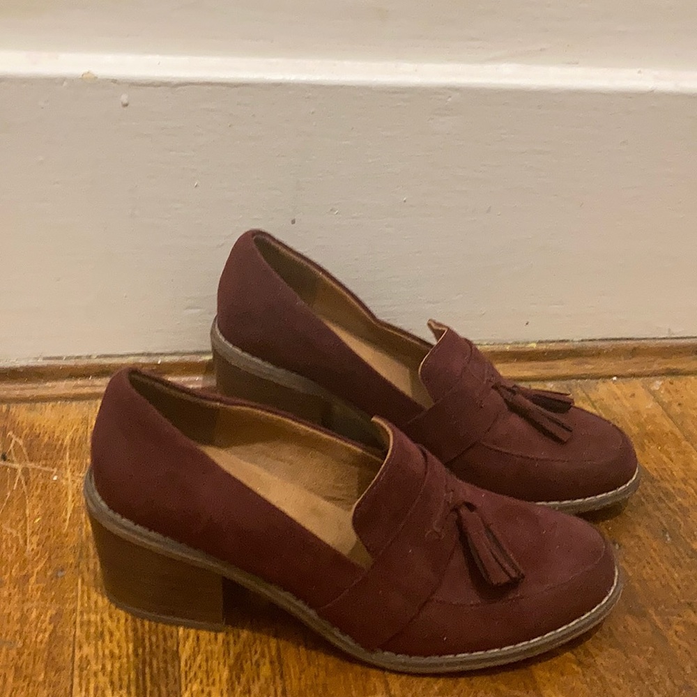 Loafer with heel- never worn